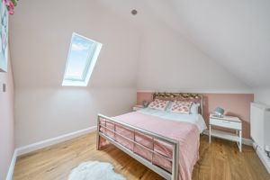 Bedroom- click for photo gallery